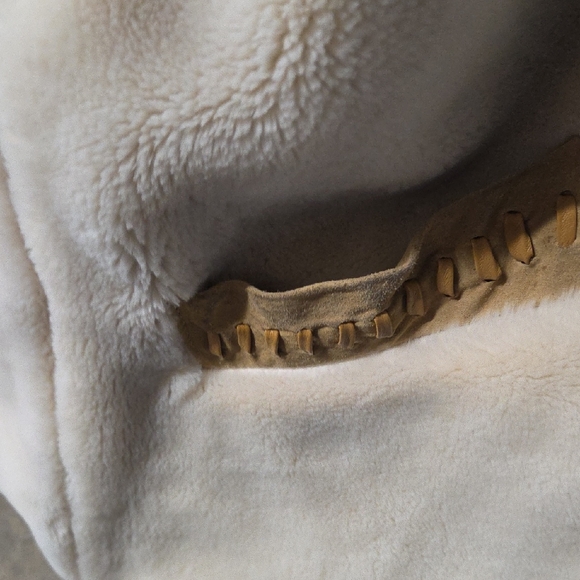 Elegant COMINT  Tan Leather Jacket with Cream Lining. Med - Picture 11 of 16